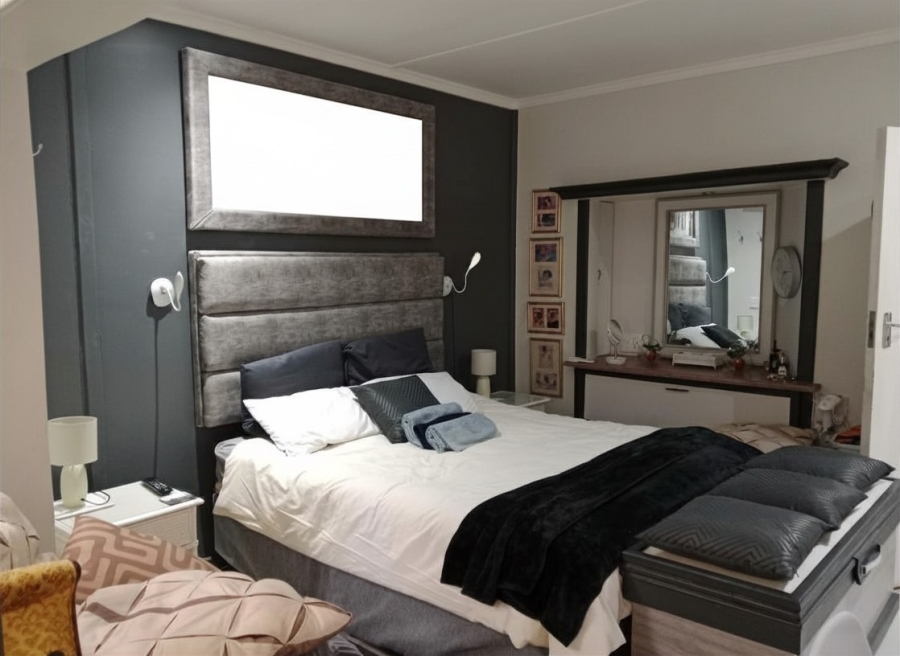 To Let 2 Bedroom Property for Rent in Virginia Free State